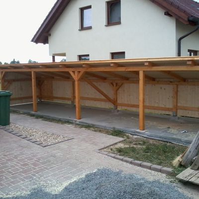 Doprovodné dřevěné stavby č.5