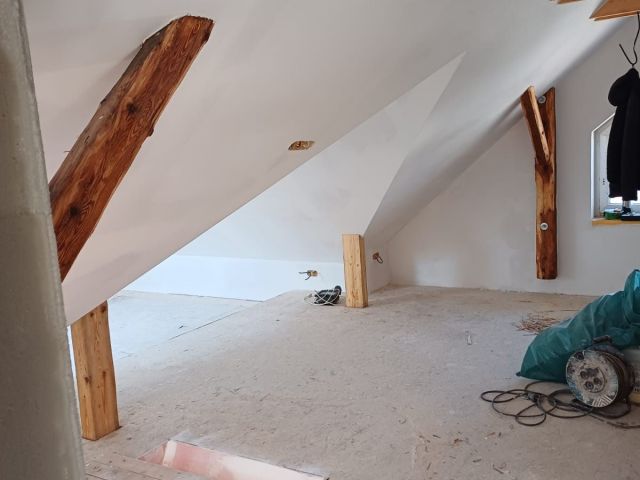 Půdní vestavba – nové podkroví chalupy – foto 5