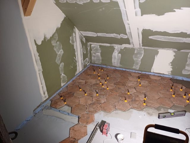Půdní vestavba – nové podkroví chalupy – foto 17