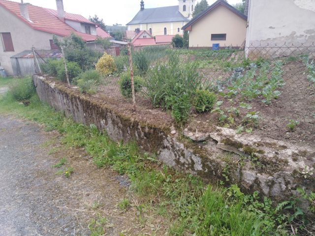Oprava podezdívky plotu – foto 3