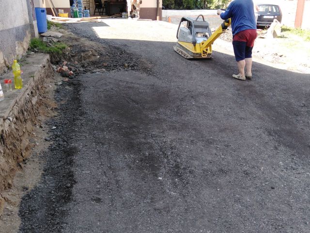 Oprava příjezdové cesty asfaltovým recyklátem – foto 2